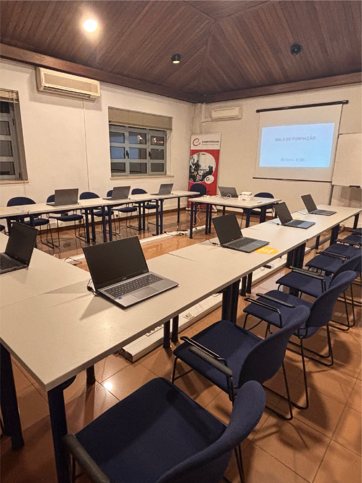 Sala de formação de Informática